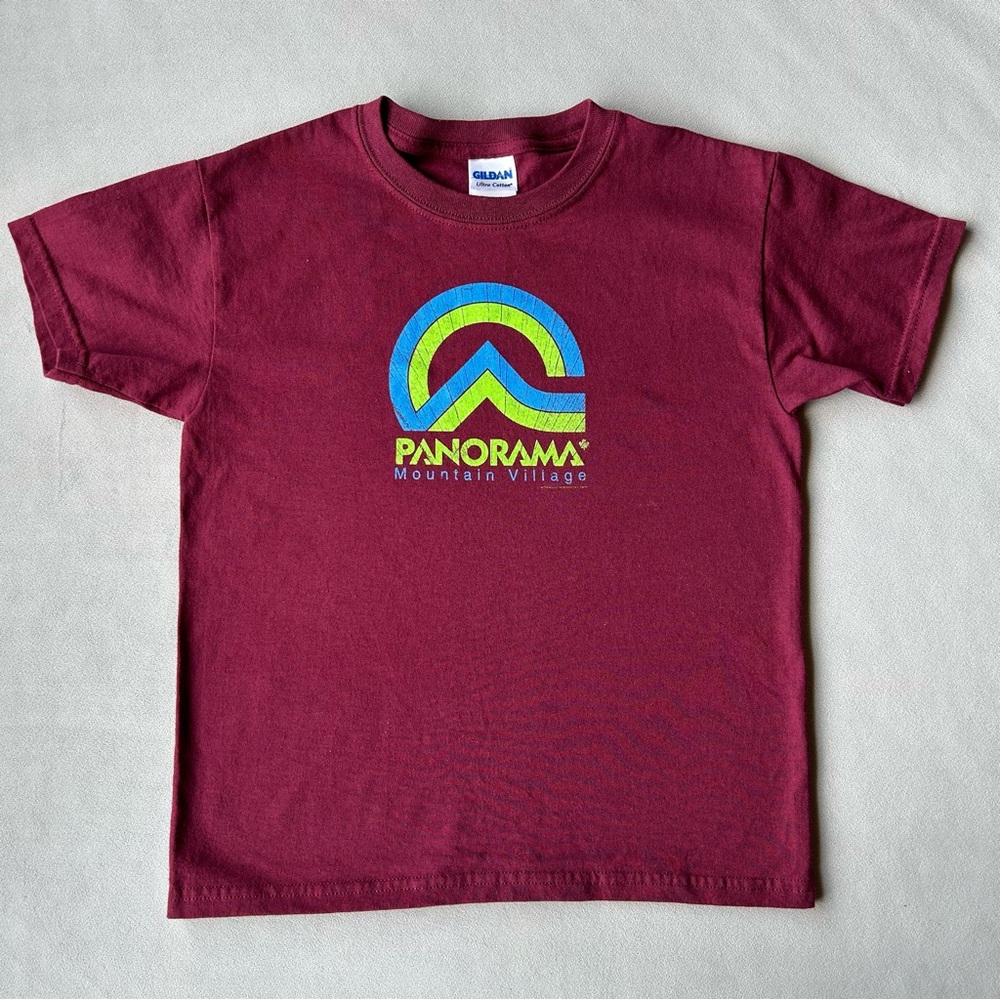 Panorama Mountain Village ~ Youth Tee ~ Size Small ~ Burgundy ~ 100% Cotton